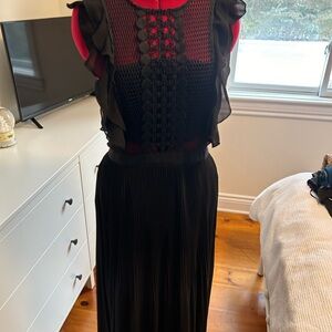 Elegant Black Pleated Maxi Dress with Lace Detail - NWT Size 10